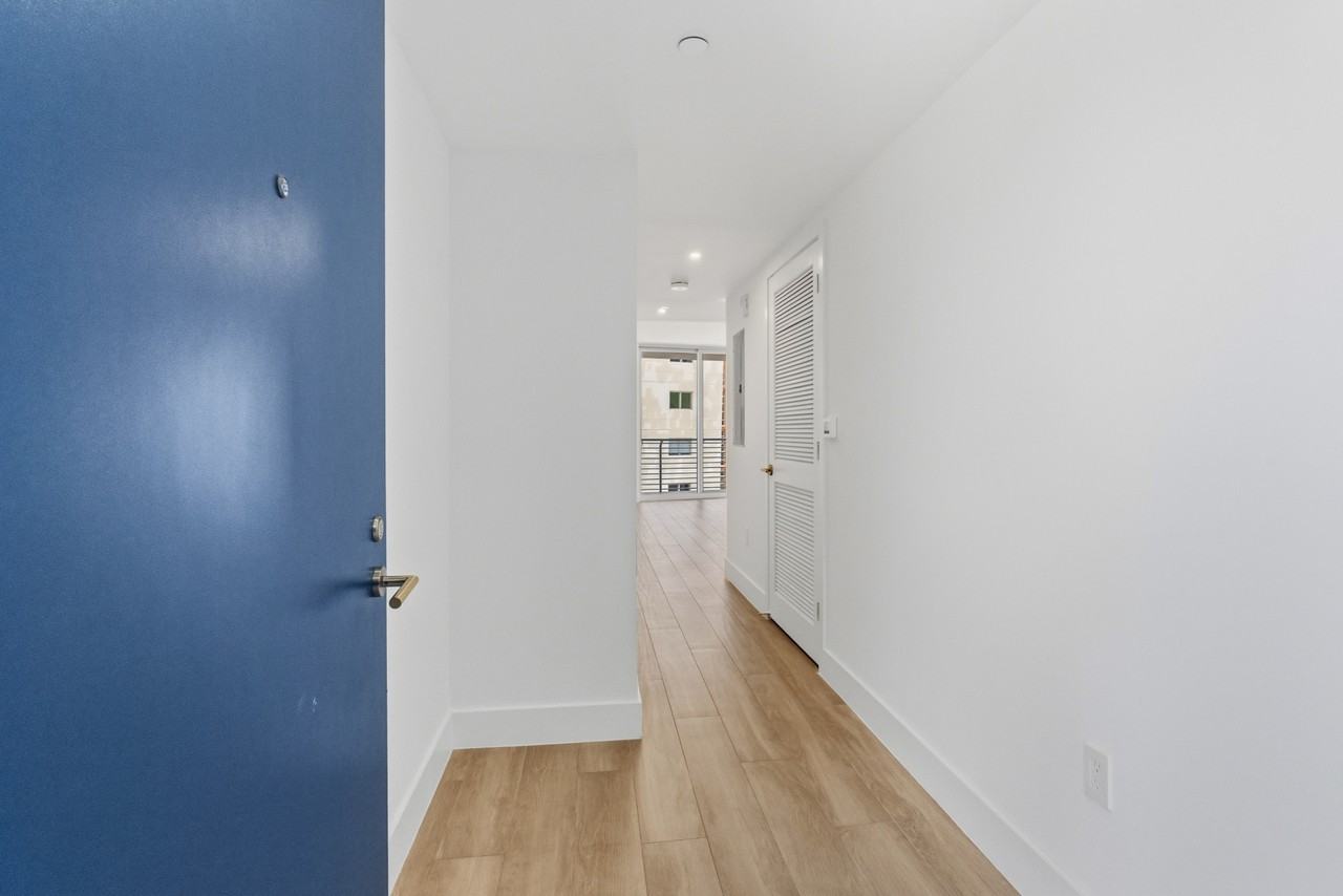 3100 Northeast 1st Avenue #1014 - Photo 4 of 48