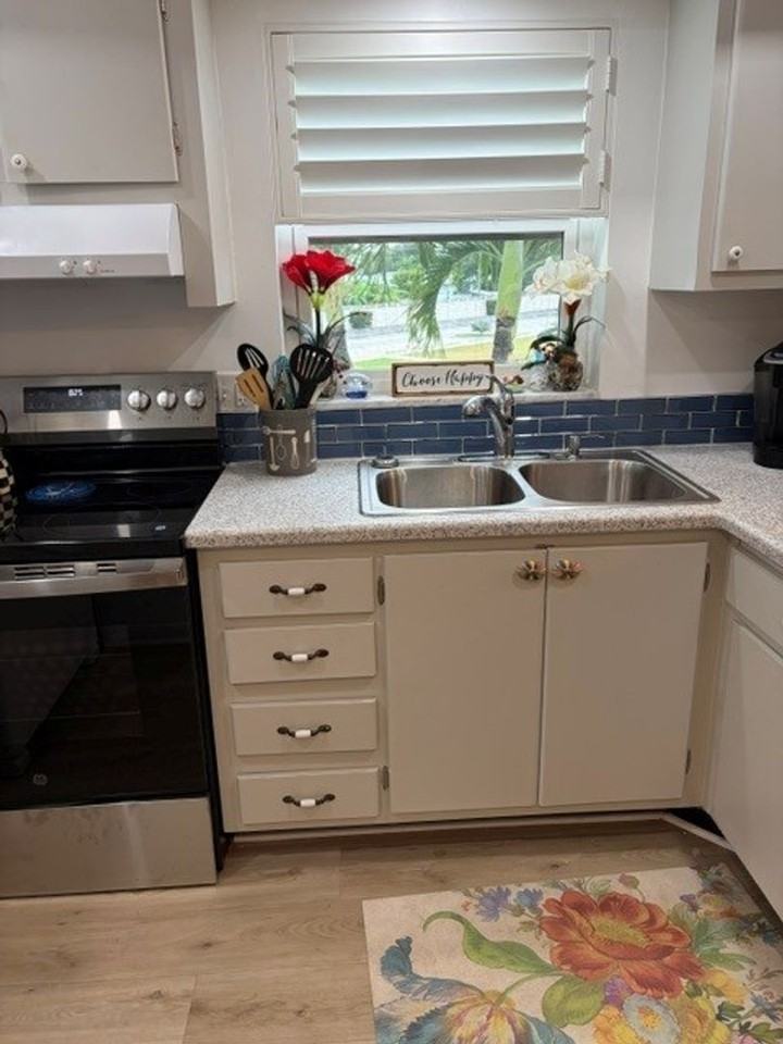 5 High Point Cir W #206 - Photo 5 of 42