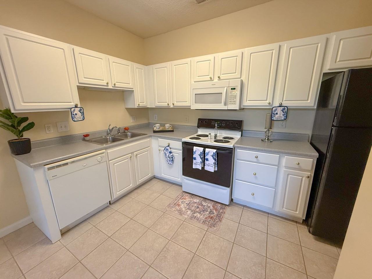 2510 Friedland Pl - Photo 5 of 16