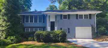 featured image of 2497 Wentworth Dr Ne