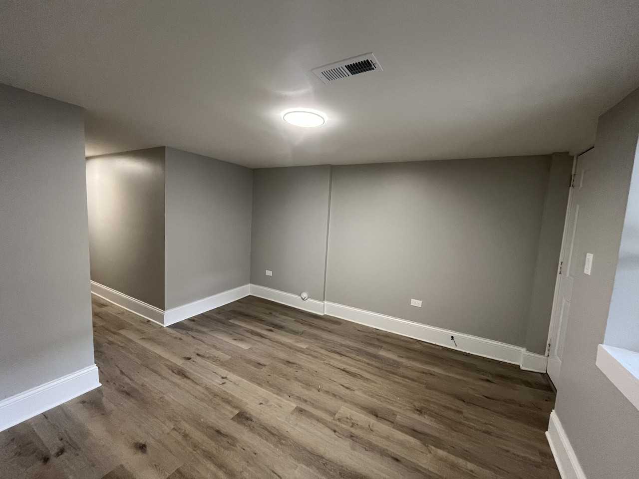 4050 N Richmond St #B - Photo 6 of 17