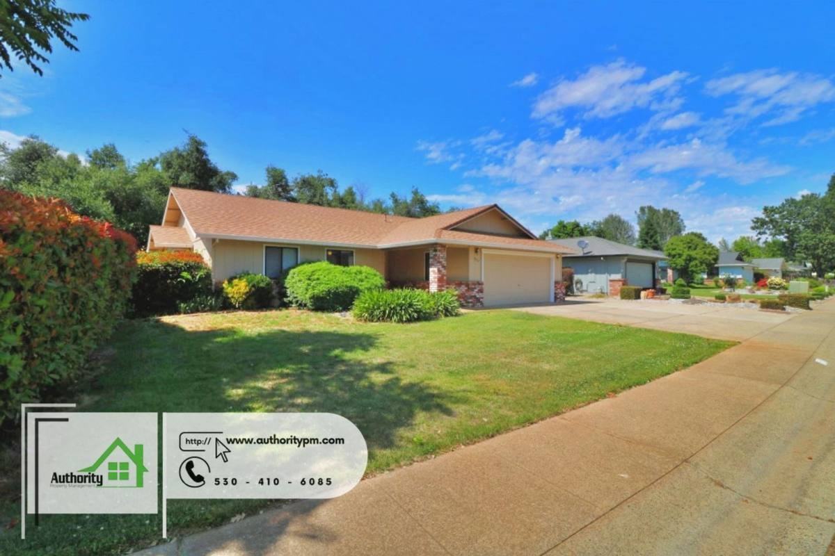 1844 Breckenwood Dr - Photo 4 of 10
