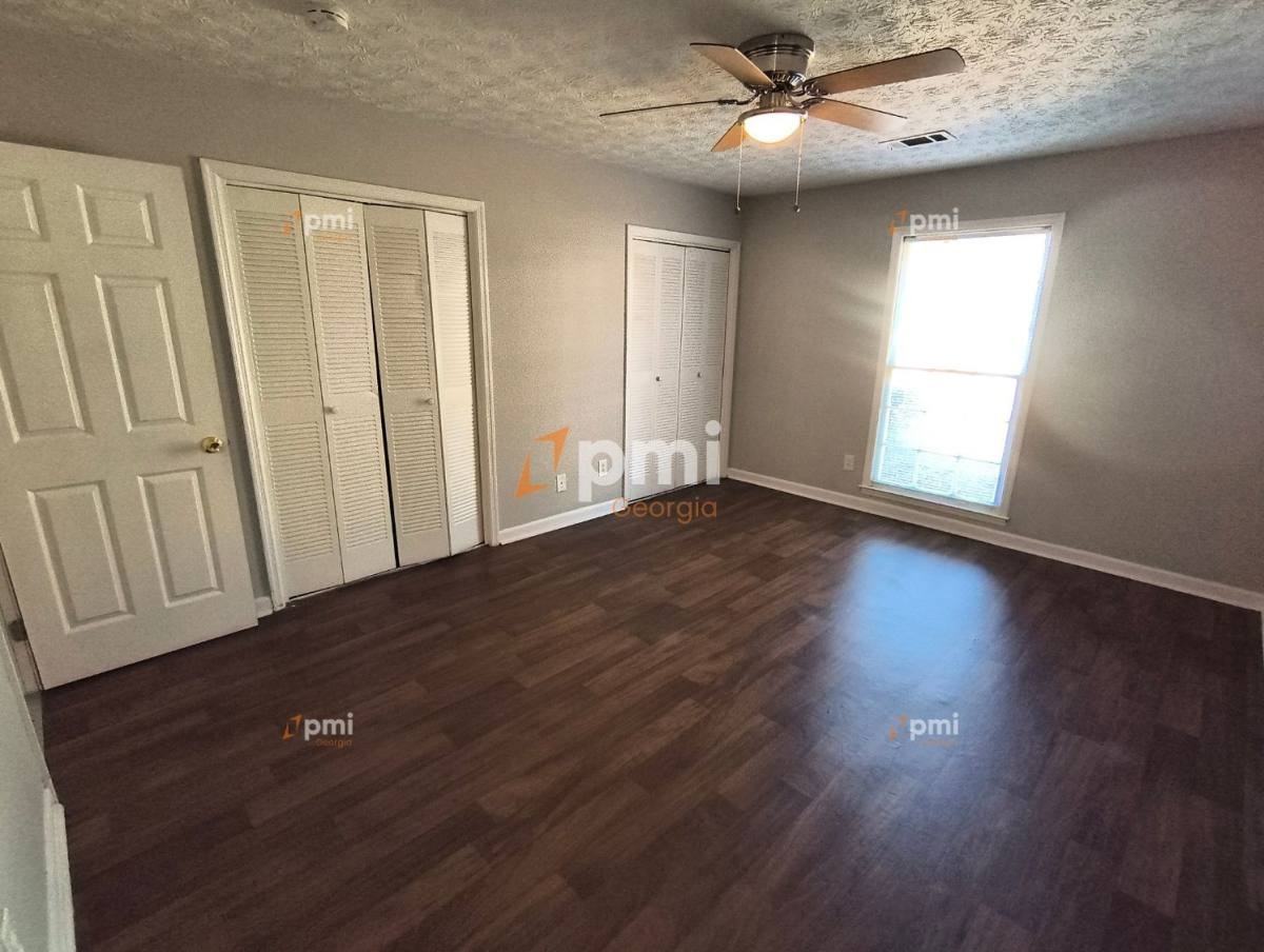 102 Peachtree Ct #A - Photo 5 of 7