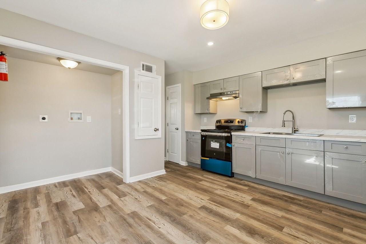 1124 Tallow Tree Ln #20 - Photo 6 of 23