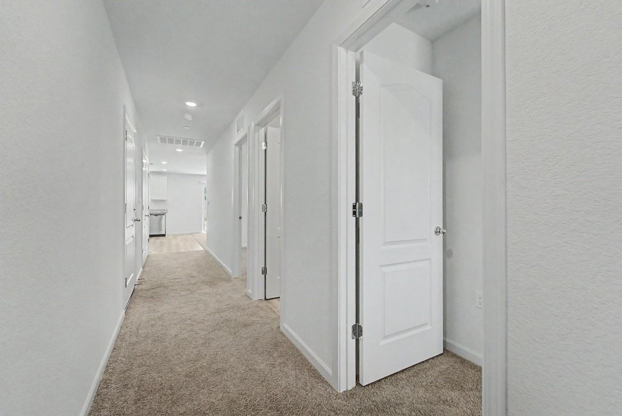 2226 Mickelson Dr - Photo 3 of 17