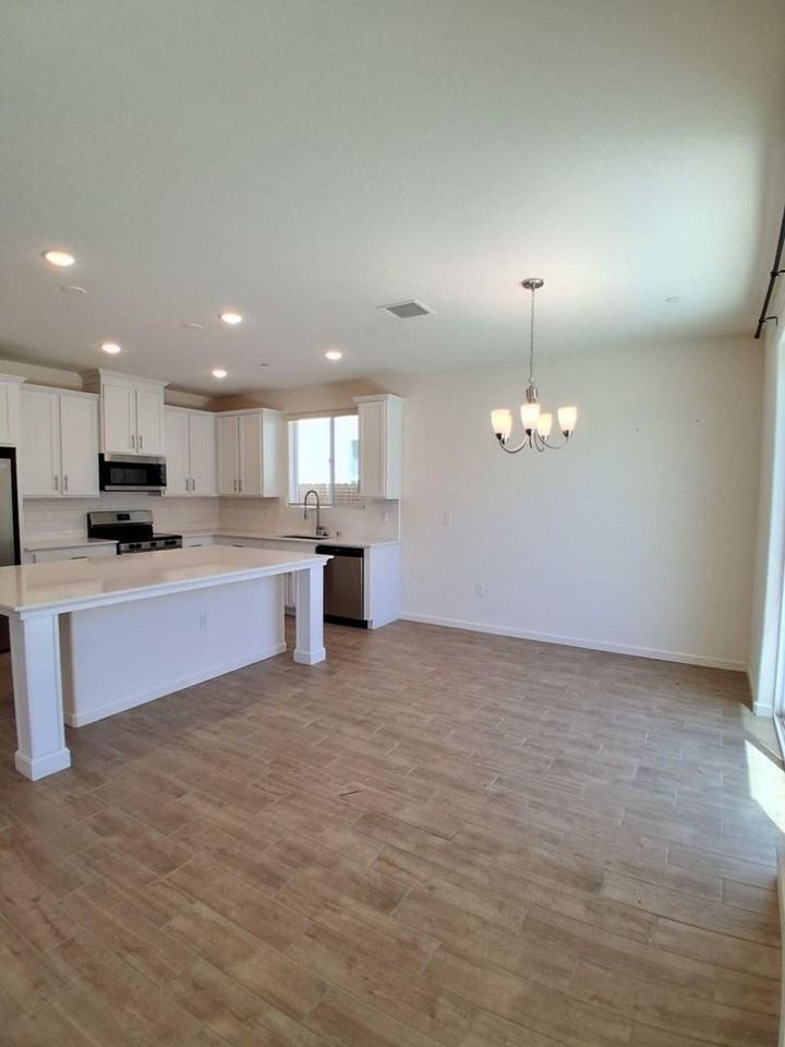 6609 E Carmen Ave - Photo 6 of 19