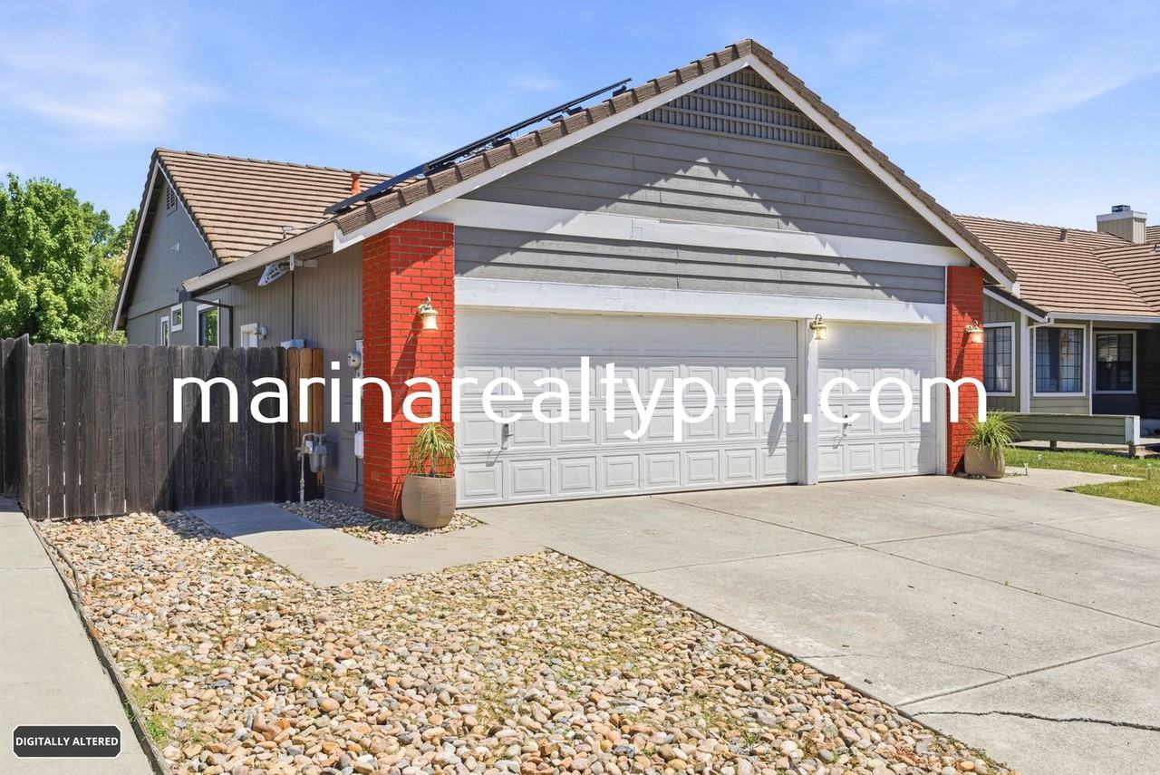 208 Buttercup Cir - Photo 3 of 50