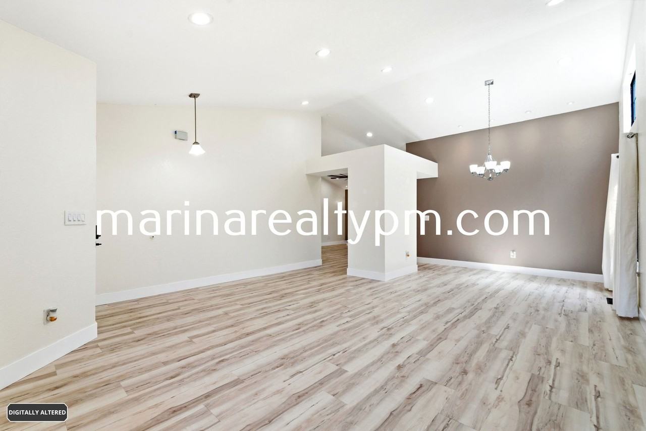 208 Buttercup Cir - Photo 5 of 50