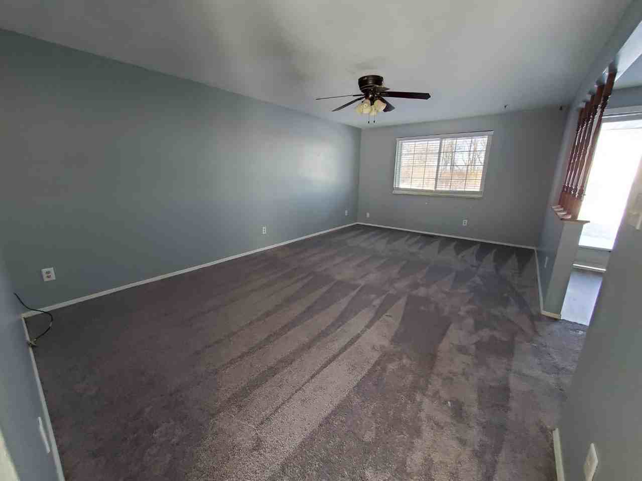 5011 Longford Rd - Photo 3 of 13