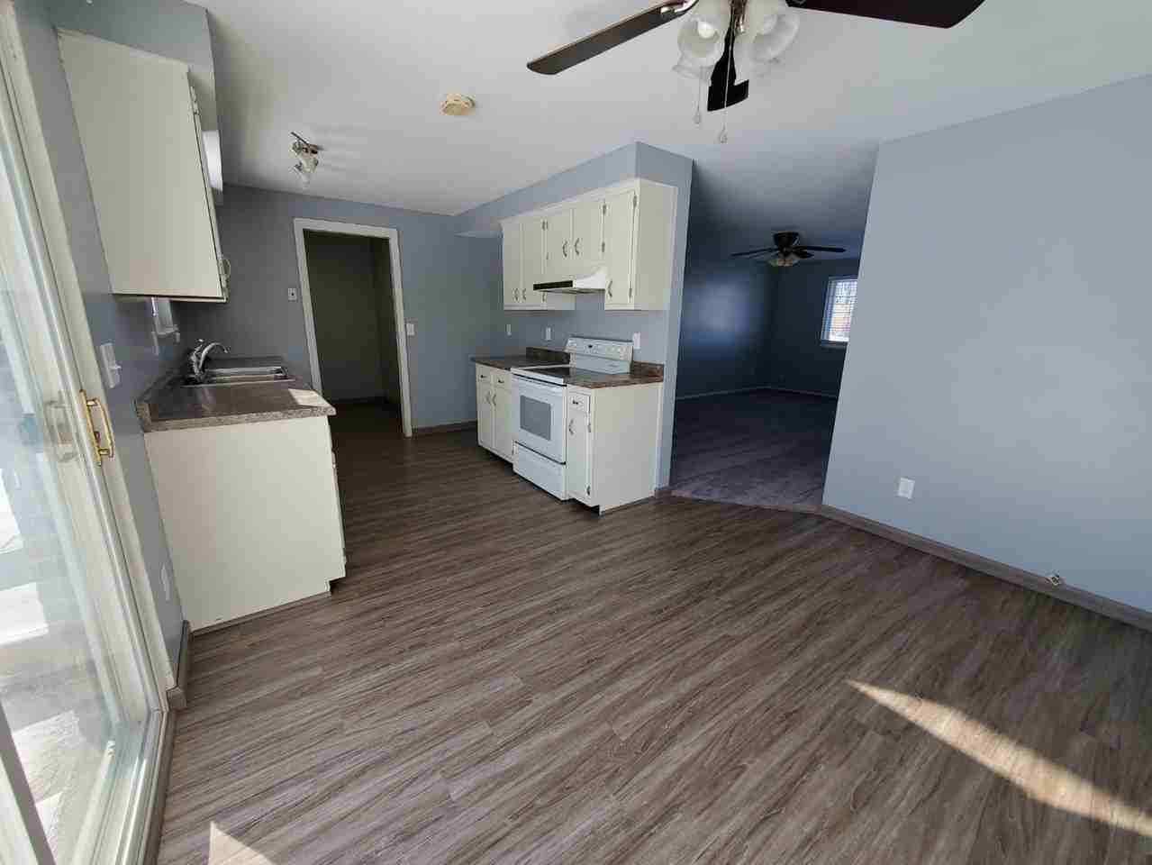 5011 Longford Rd - Photo 4 of 13