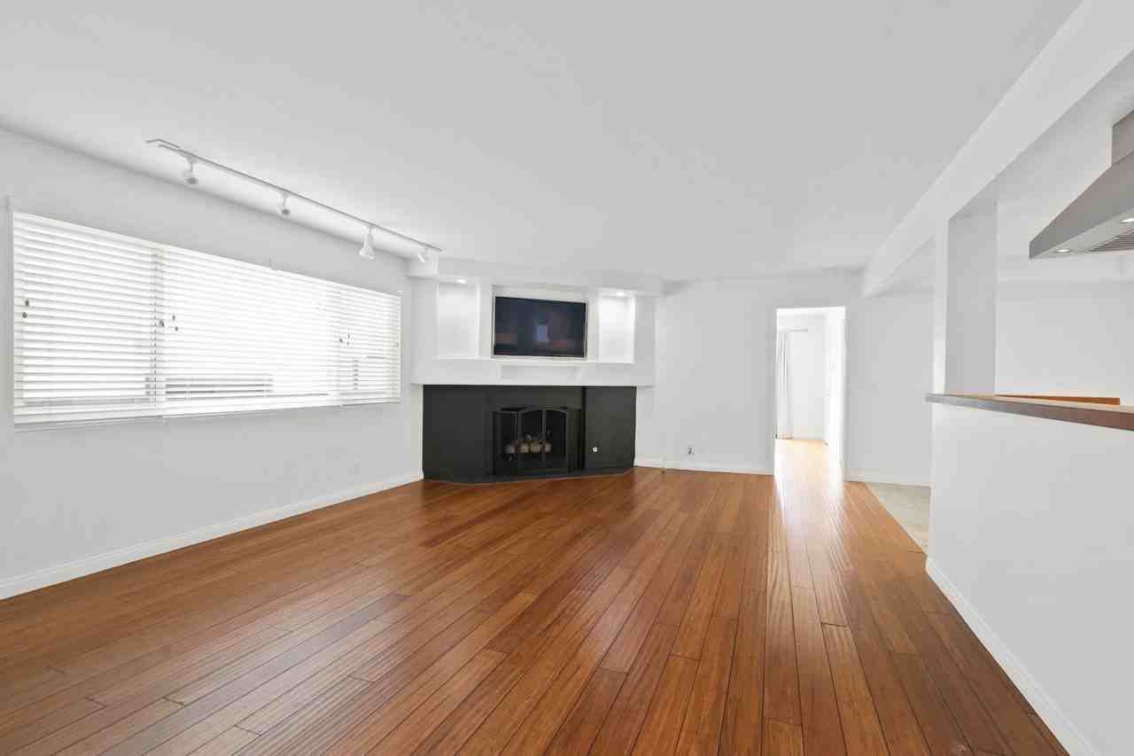 317 1/2 Heliotrope Ave - Photo 5 of 22