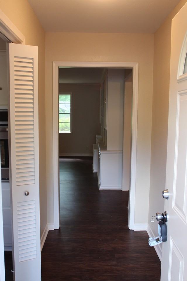 3012 Tower Dr - Photo 5 of 25