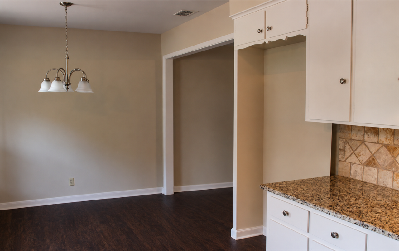 3012 Tower Dr - Photo 7 of 25