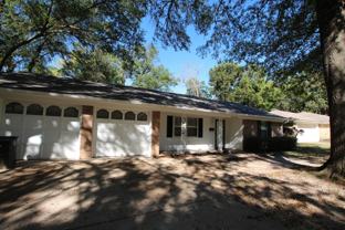 800 Rhodes Dr - Photo 1 of 1