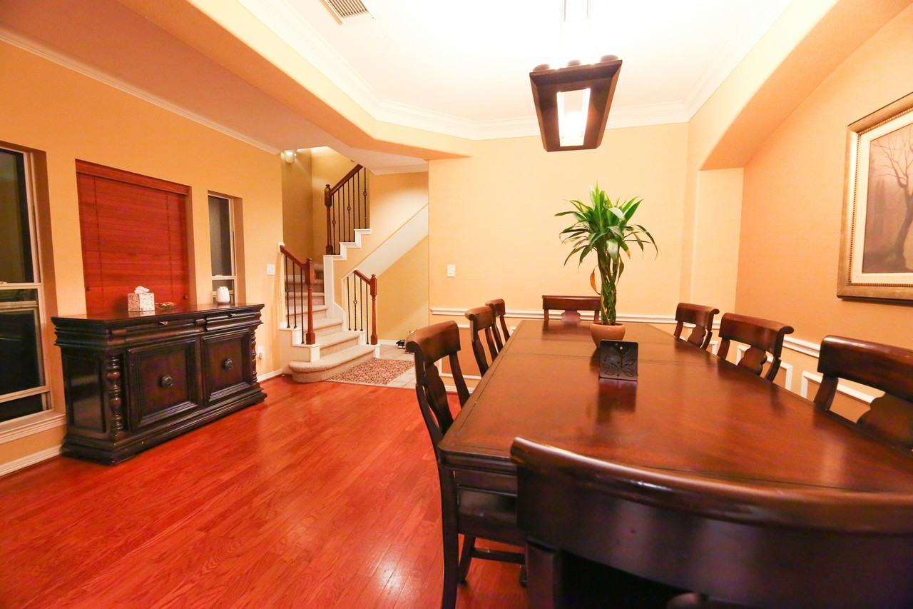 1375 Ella Pl - Photo 6 of 34
