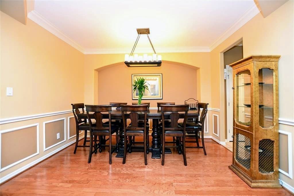 1375 Ella Pl - Photo 7 of 34