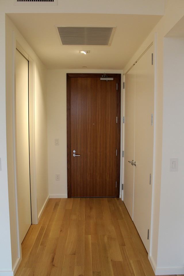 1075 Nw Northrup St #408 - Photo 6 of 32