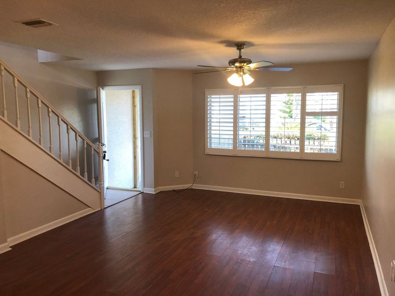 340 13th Ave N - Photo 3 of 16
