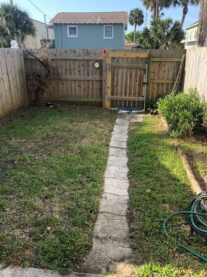 340 13th Ave N - Photo 7 of 16