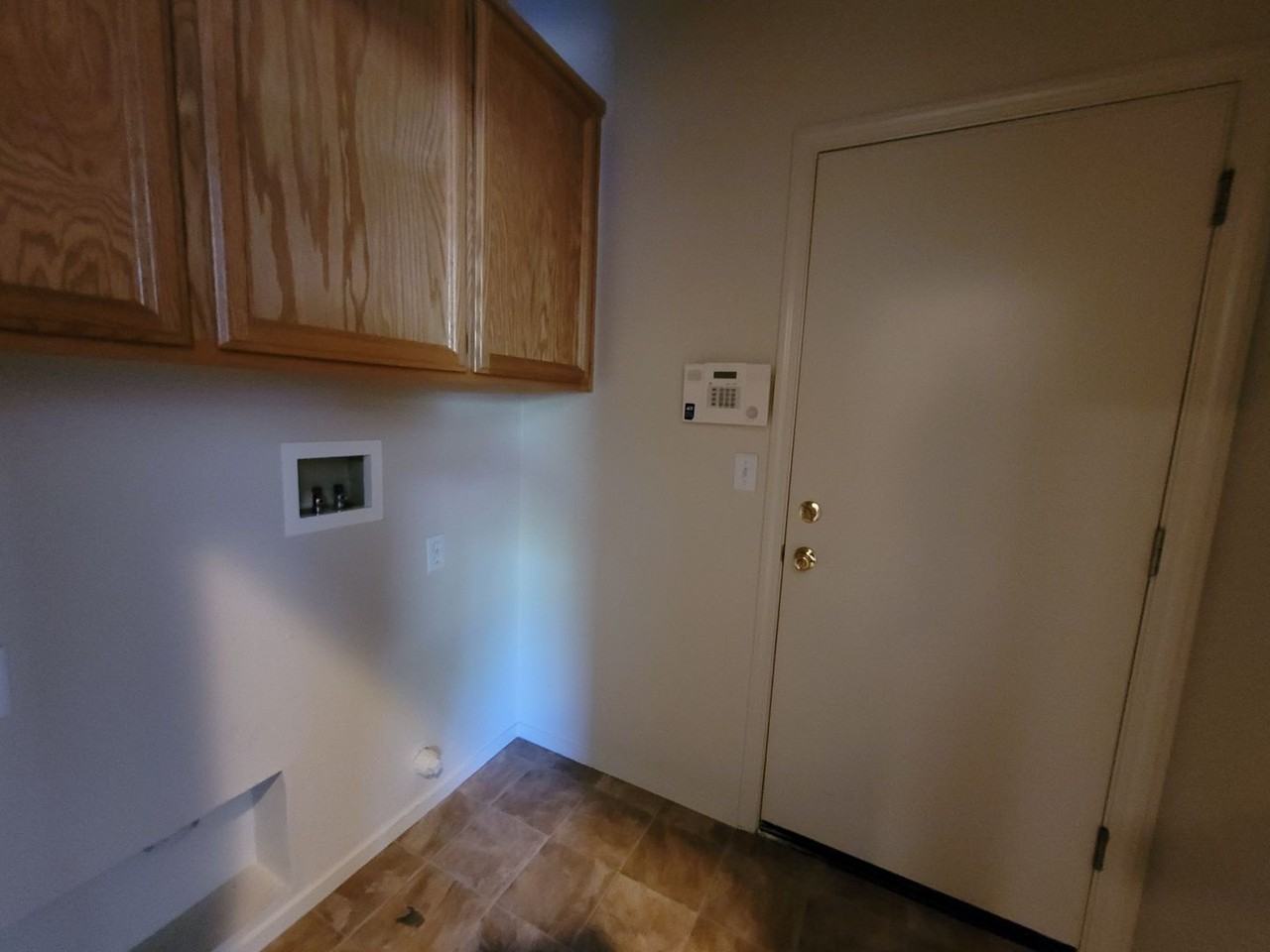 3118 Midway Island St - Photo 3 of 9
