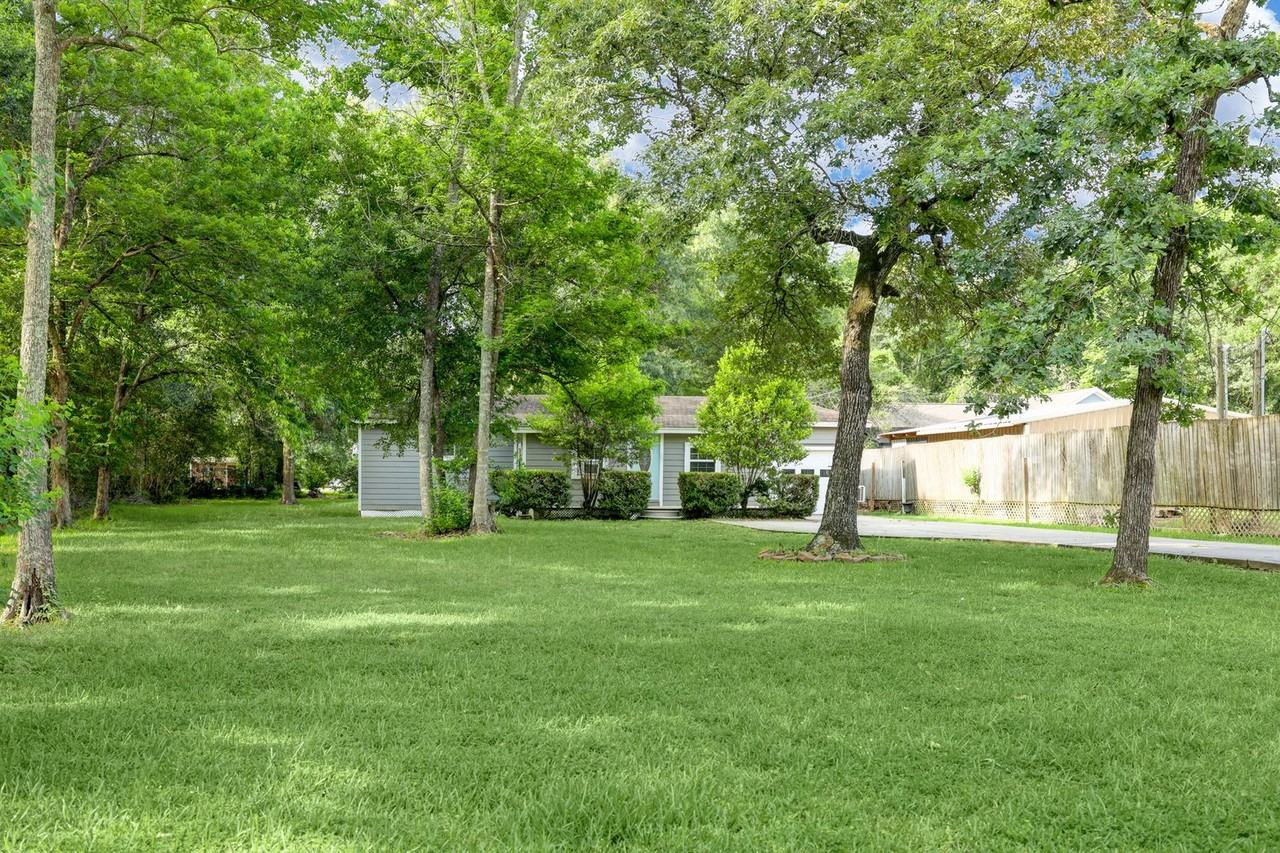 9193 Lucille Ln - Photo 5 of 32