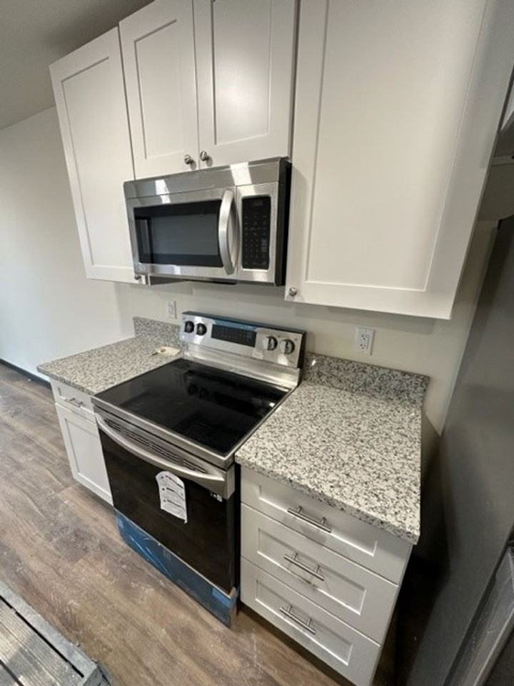1515 Jefferson St Se - Photo 5 of 25