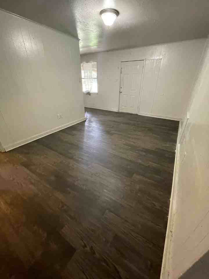 4641 6l Westwood Park Dr - Photo 2 of 16