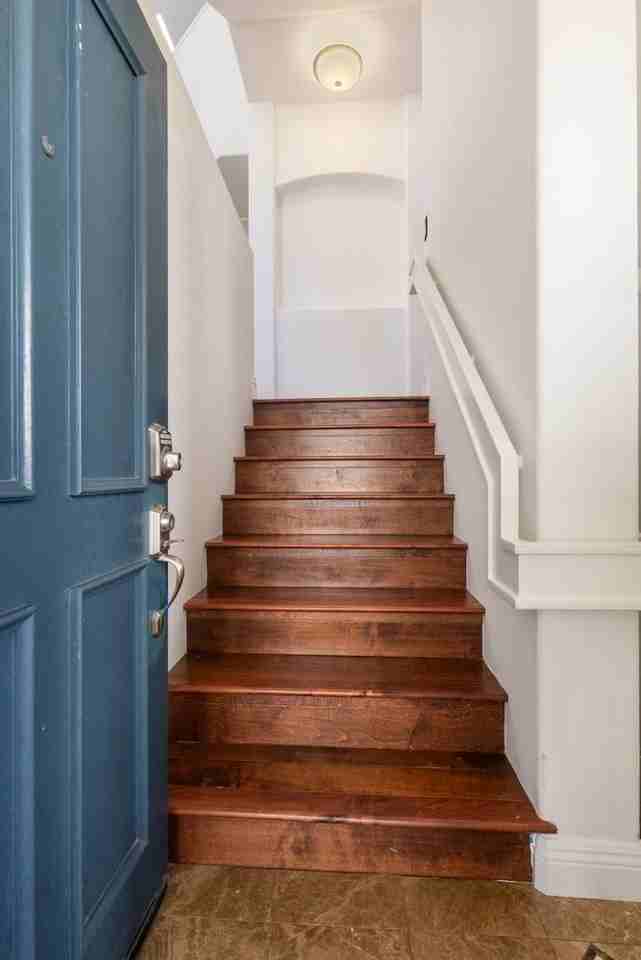 97 Shorebreaker Dr - Photo 3 of 34