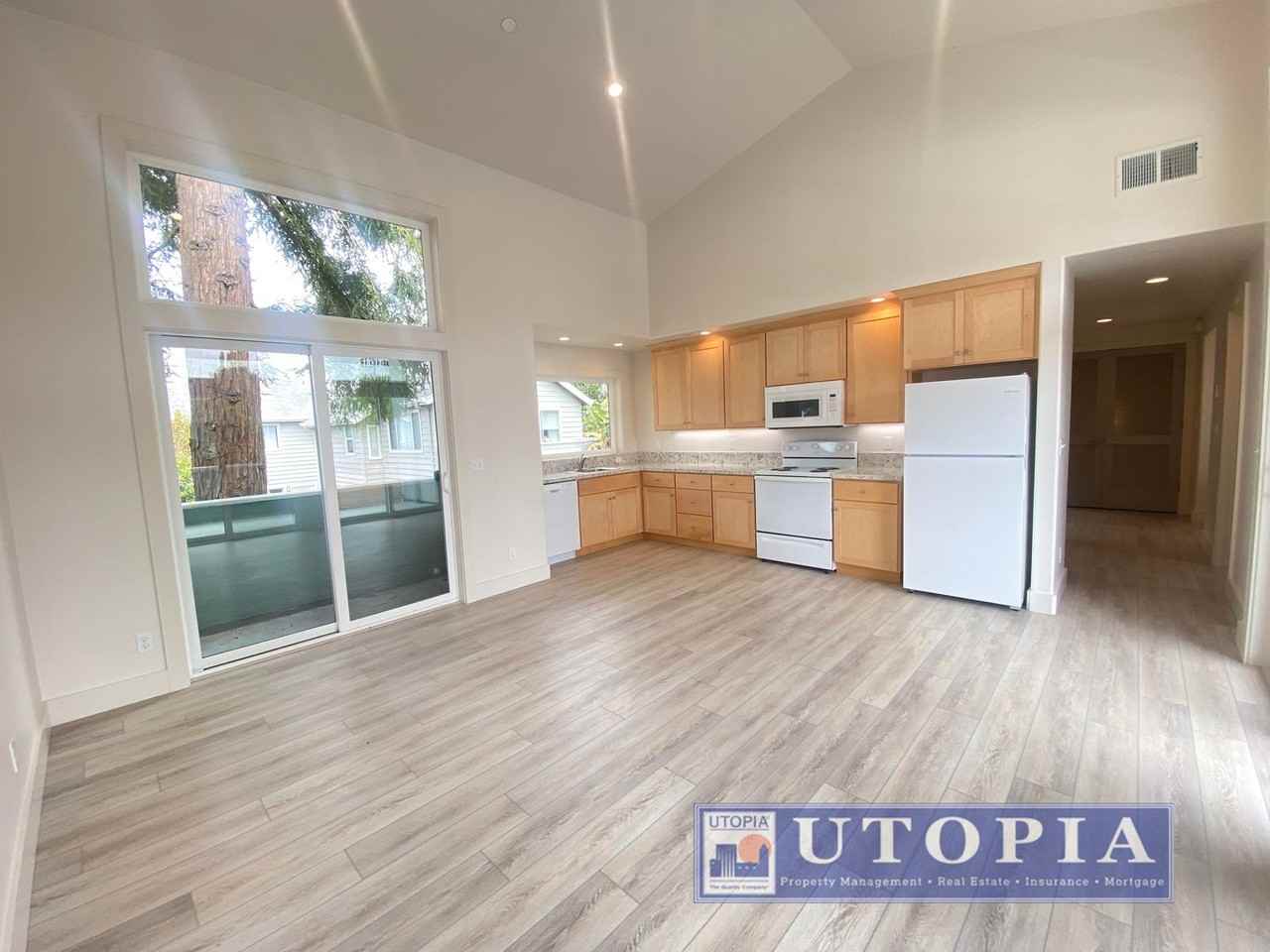 448 May Ave #4 - Photo 6 of 29
