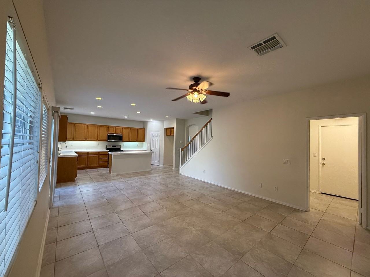 43439 Bale Ct - Photo 2 of 21