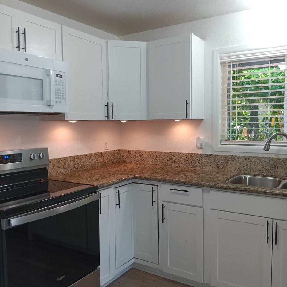 362 N 2nd St - Photo 7 of 36