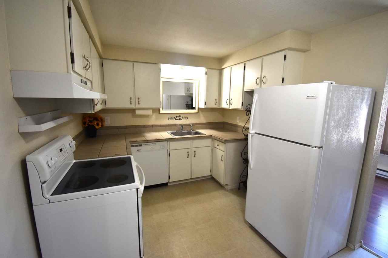 750 Walker Rd - Photo 6 of 14