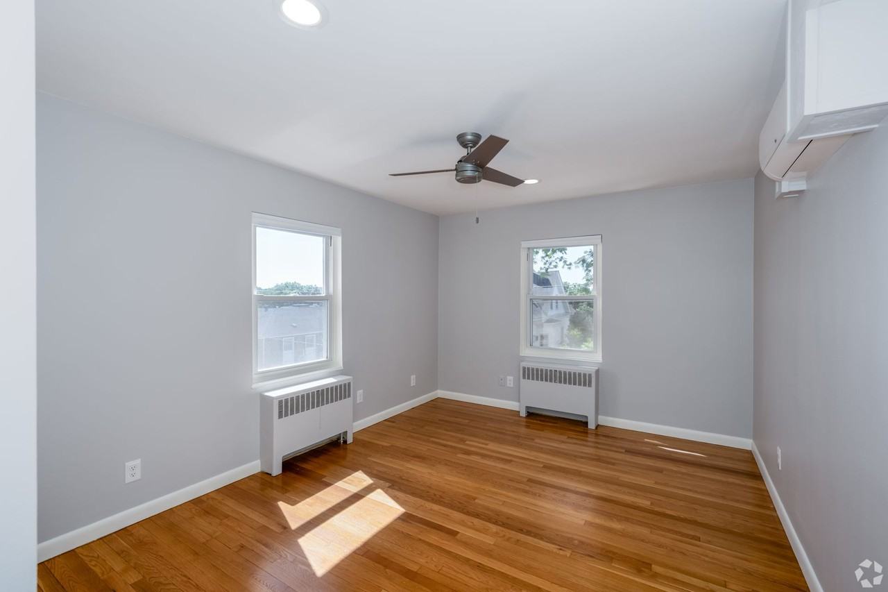 Aster Place - Photo 5 of 8