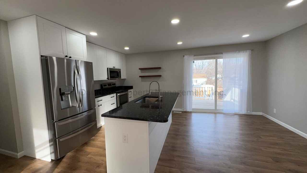 3040 Garland Ter - Photo 6 of 19