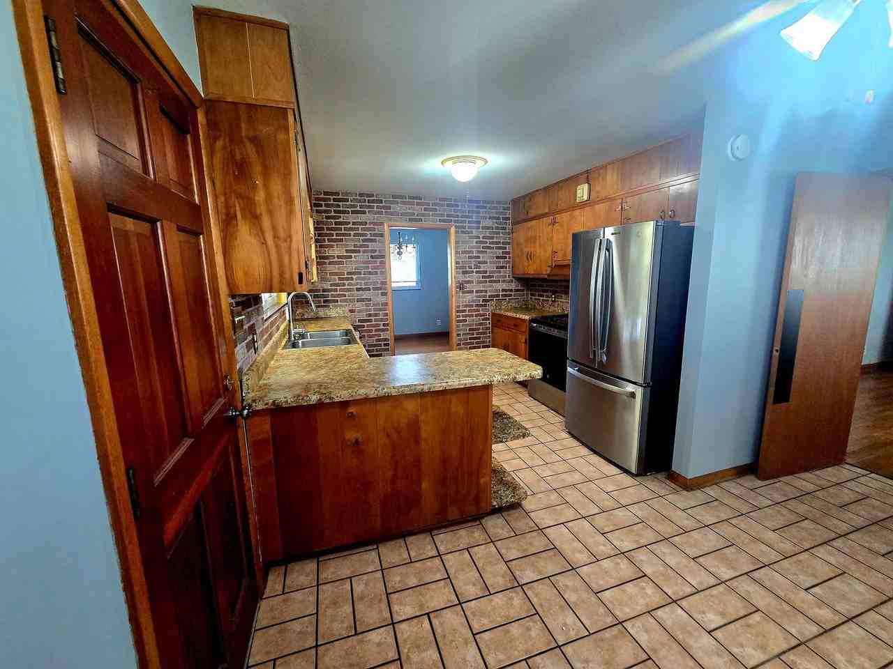 101 Madora Dr - Photo 4 of 13