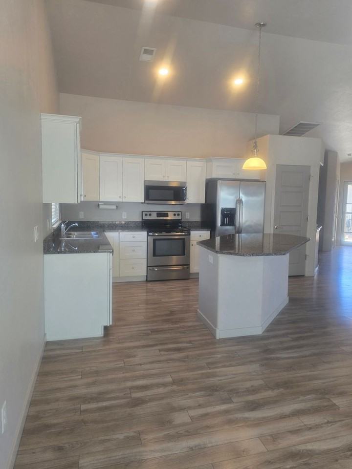 2952 Inishmore Way - Photo 6 of 22