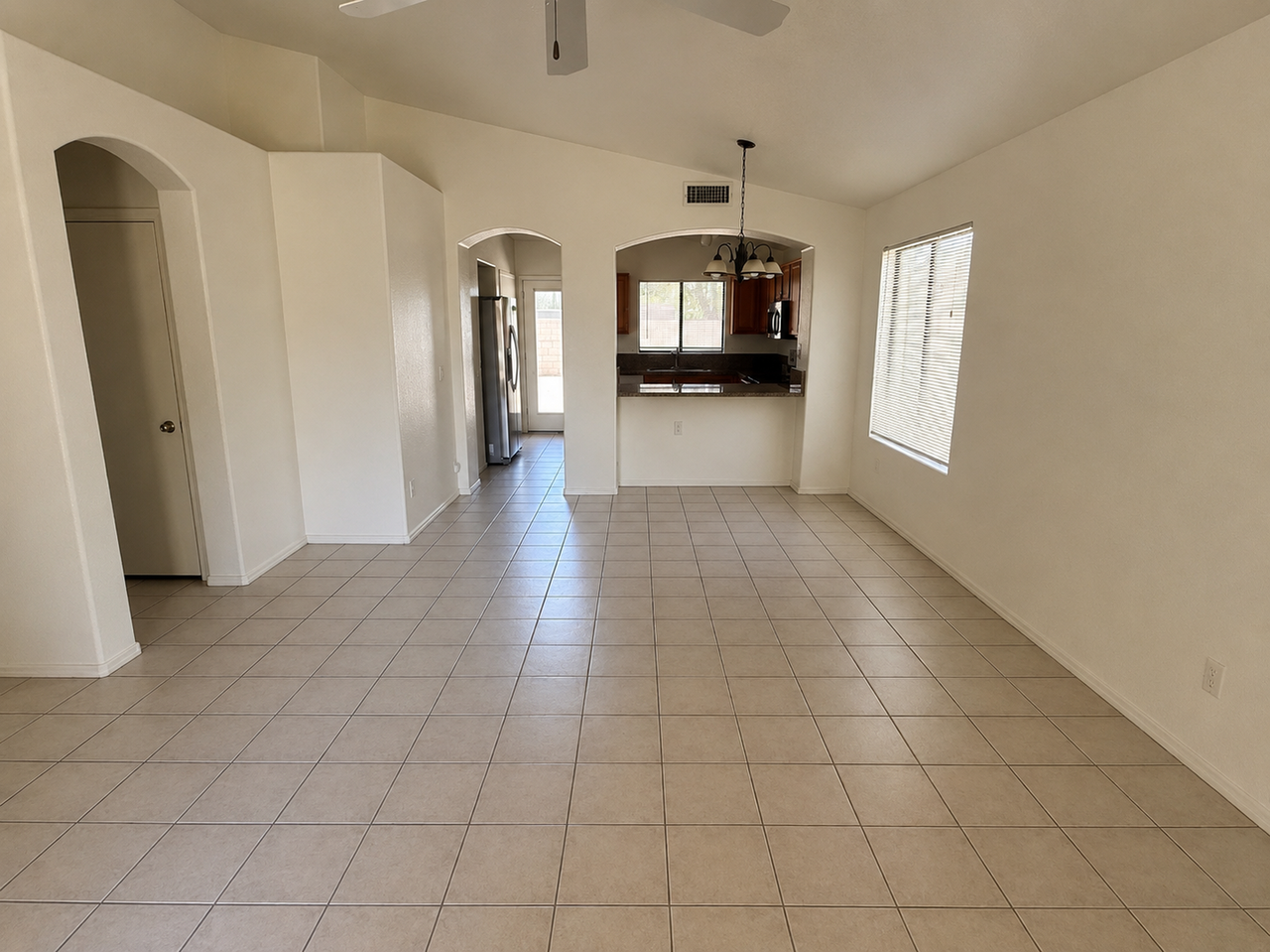 3235 E Hononegh Dr - Photo 2 of 12
