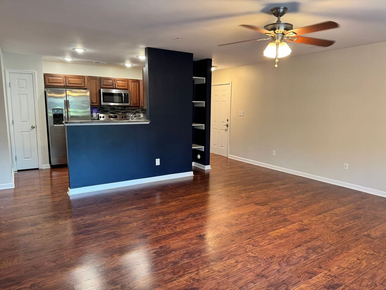 4704 Pennoak Ln #C - Photo 5 of 22
