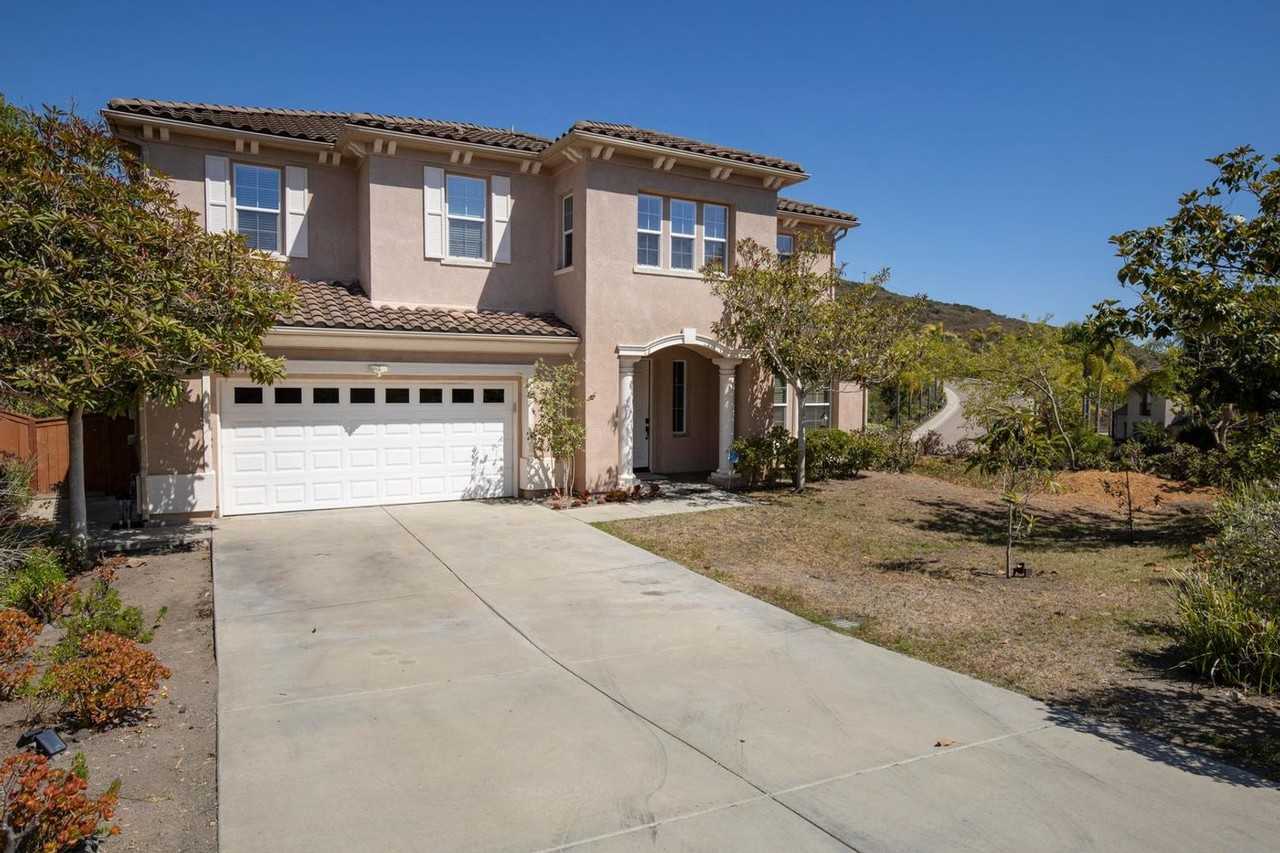 1752 Brighton Hill Ct - Photo 2 of 50