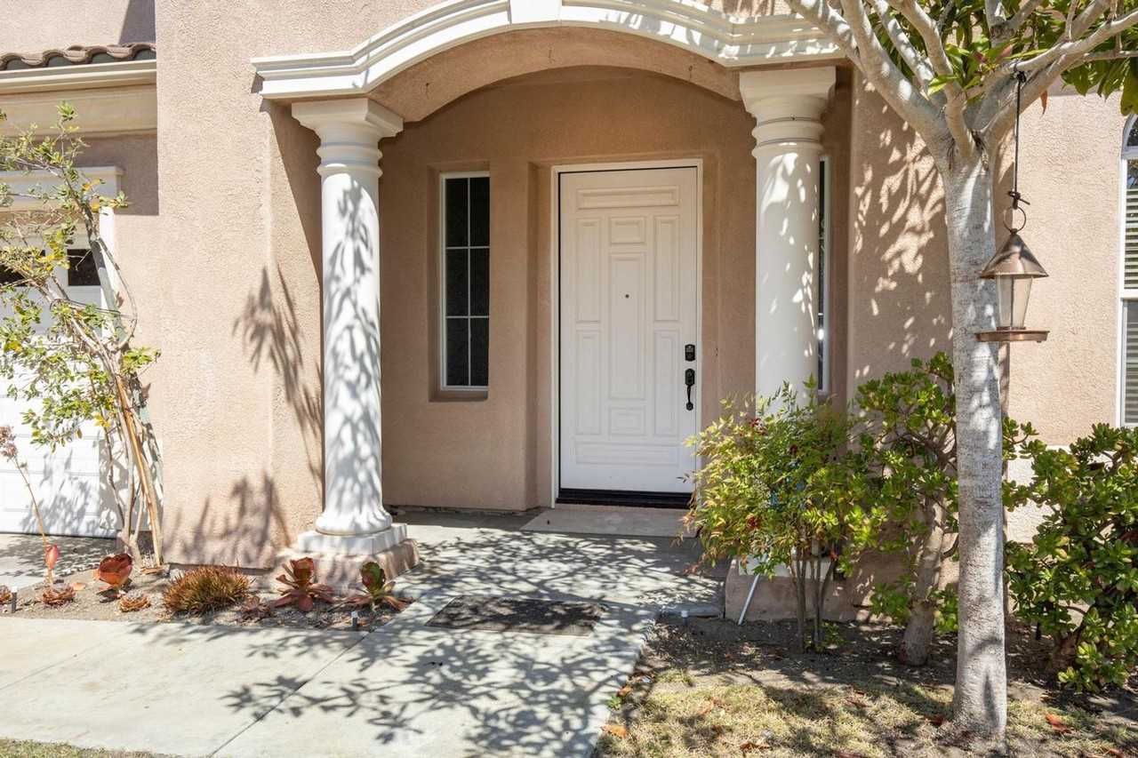 1752 Brighton Hill Ct - Photo 4 of 50