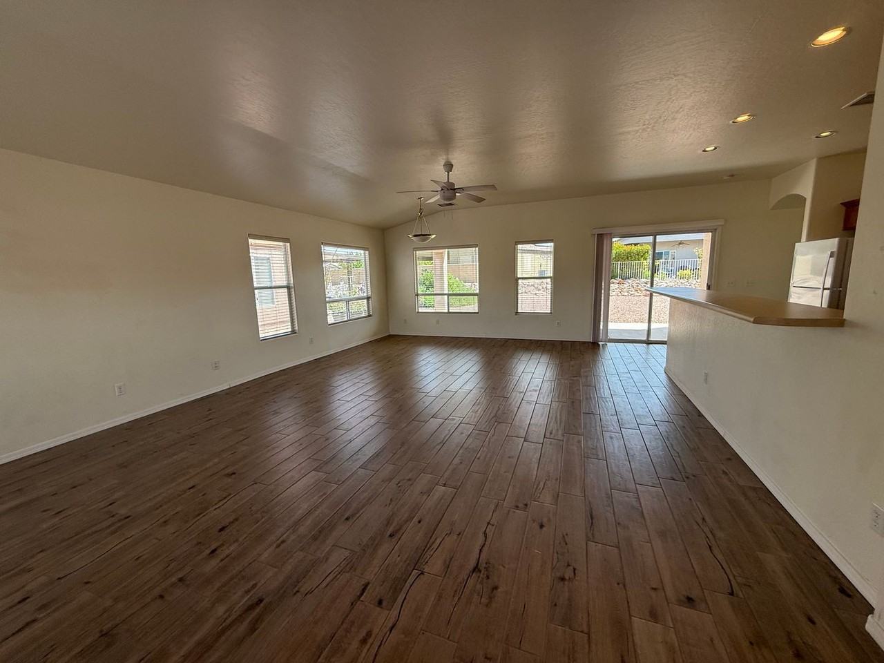 5020 E Sage Springs Dr - Photo 2 of 15