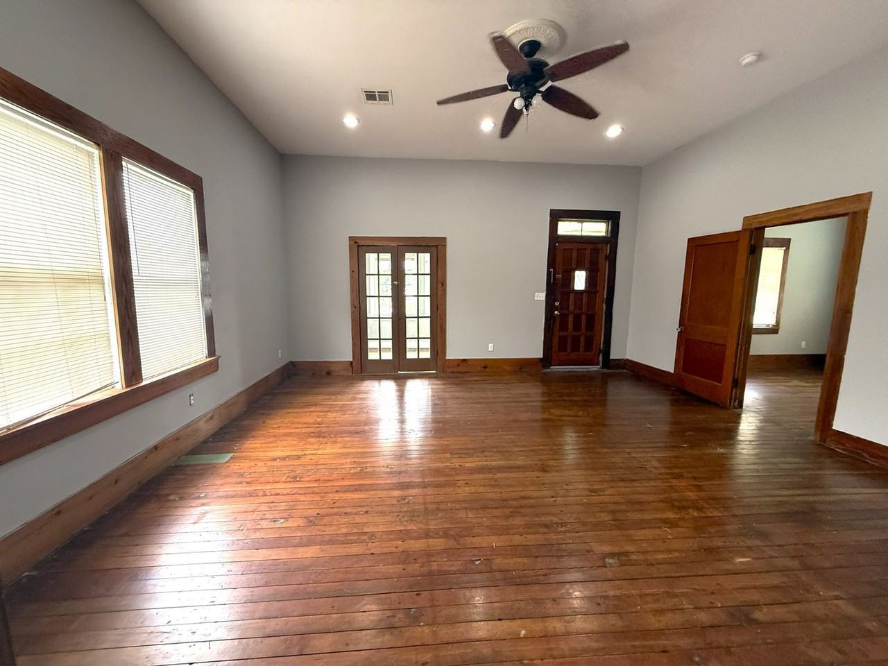 316 Kirkman St - Photo 4 of 22