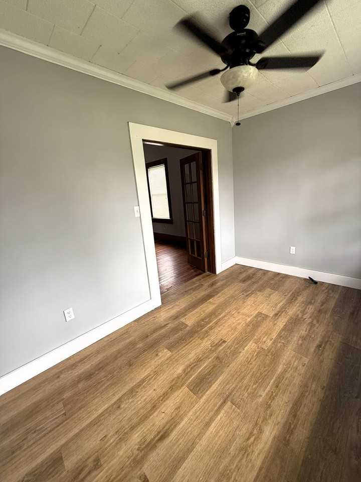 316 Kirkman St - Photo 6 of 22