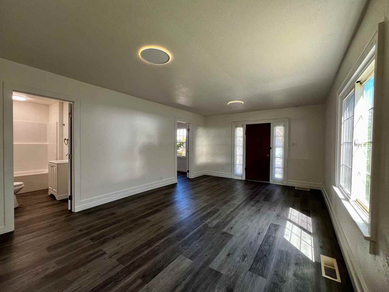 808 S 17th Ave - Photo 3 of 17