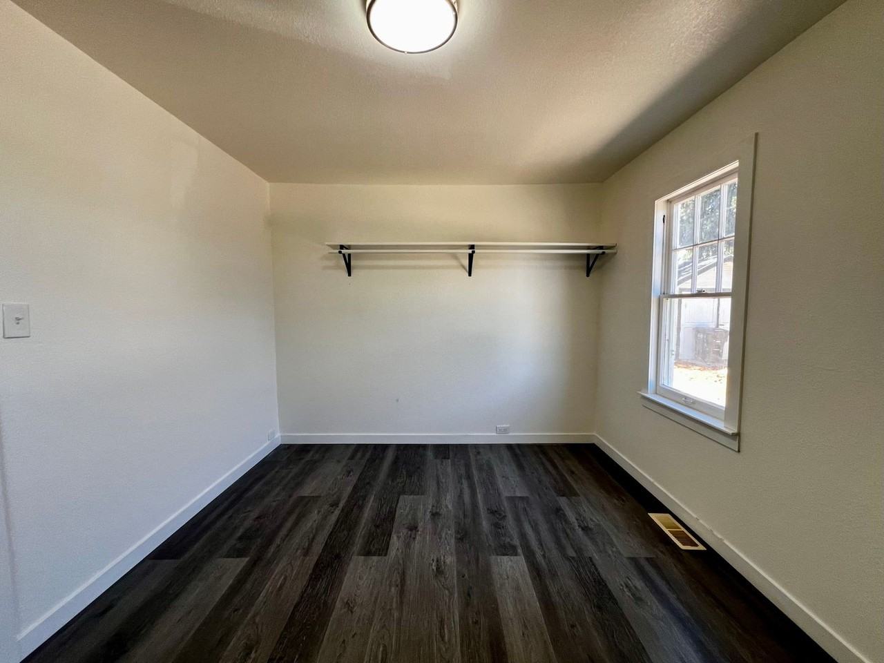 808 S 17th Ave - Photo 7 of 17