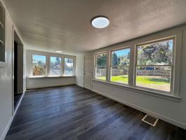 featured image of 808 S 17th Ave