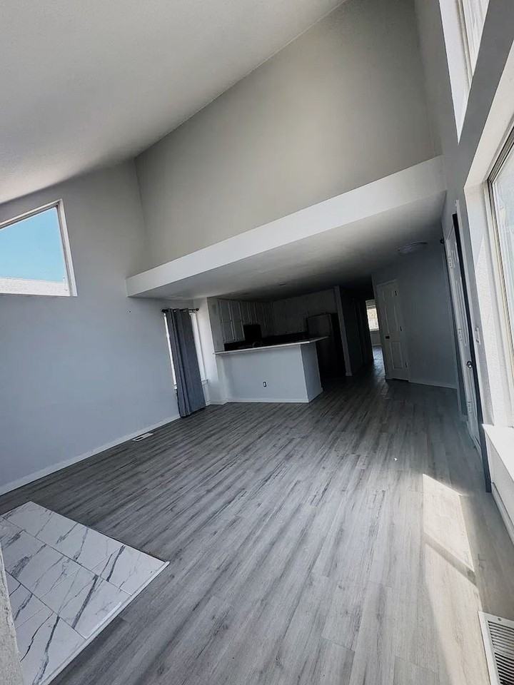 12595 E Tennessee Cir - Photo 5 of 11