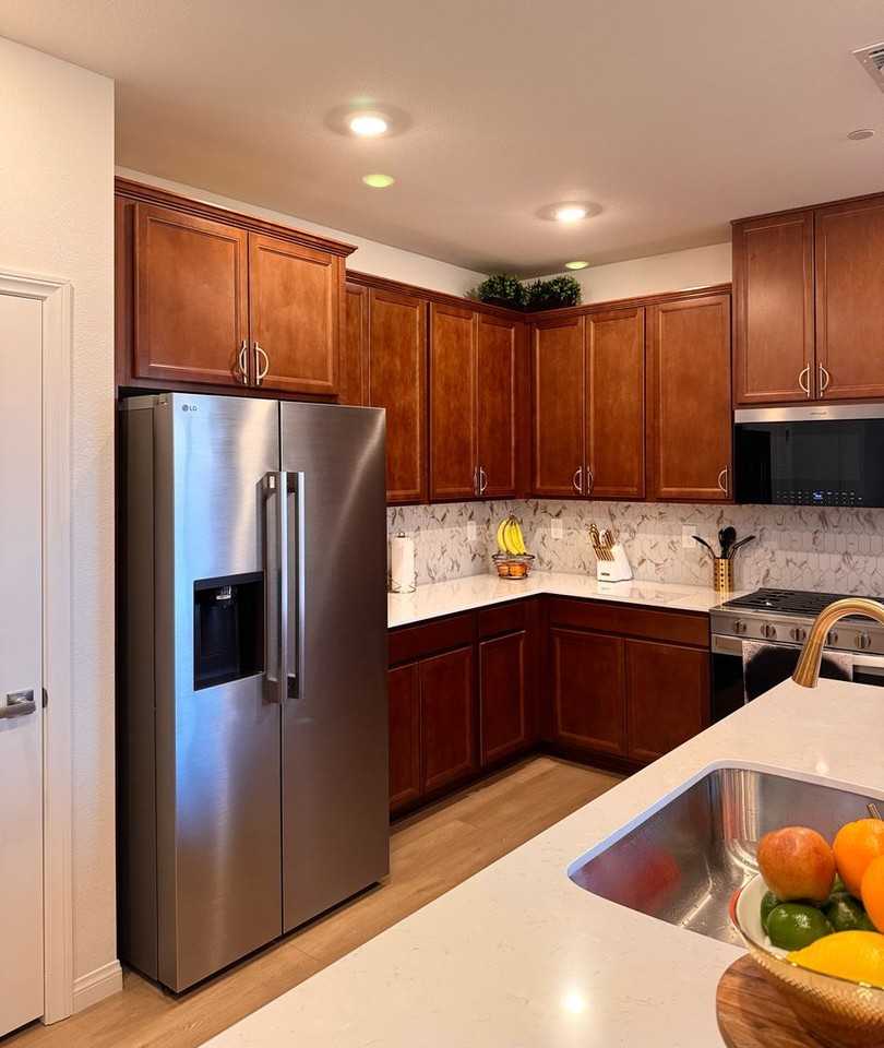 2505 Palizzi Ct - Photo 4 of 29