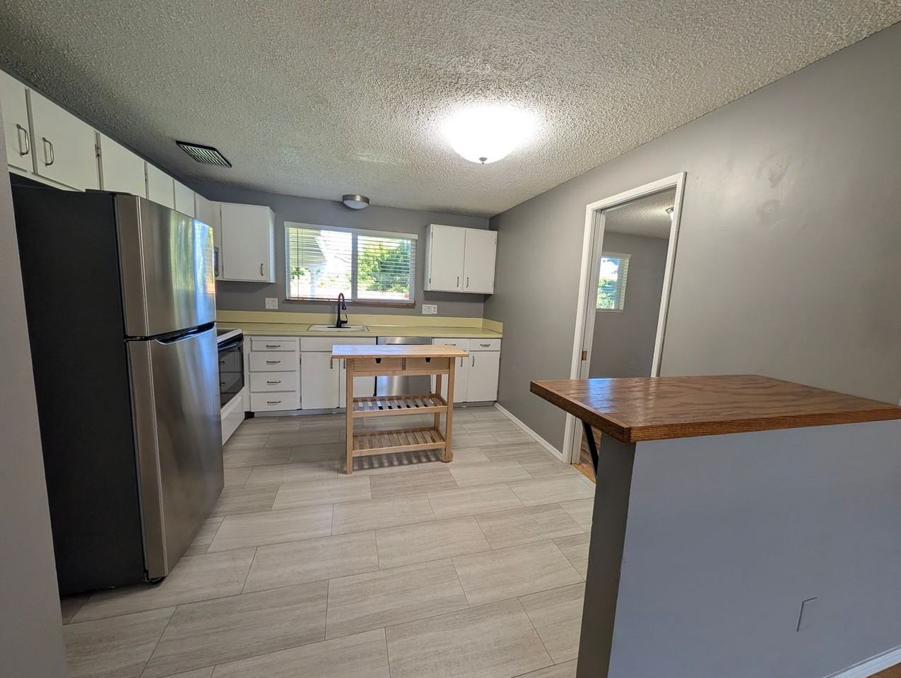 3806 Pineneedle Dr - Photo 5 of 21