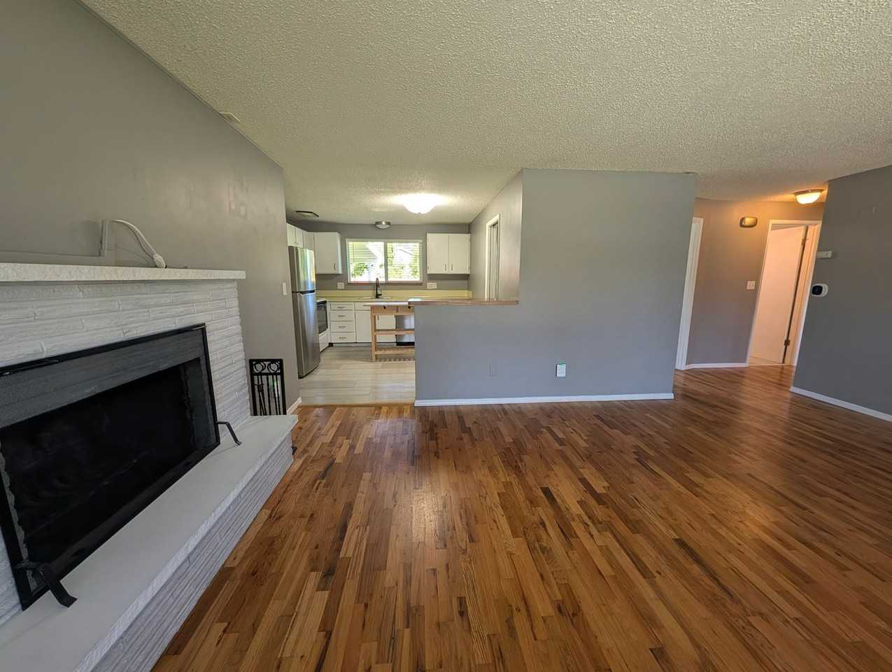 3806 Pineneedle Dr - Photo 6 of 21